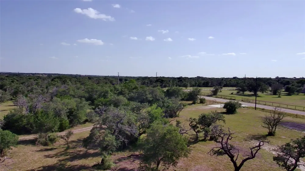 237 Oak Glen Lane Briggs, TX 78608