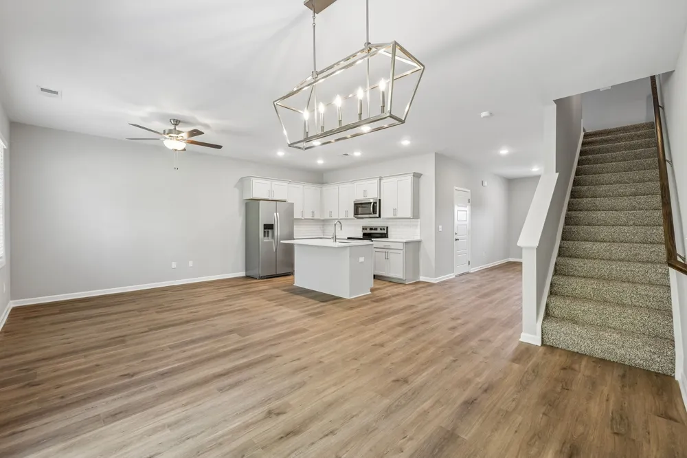 351 Carver Connection Lebanon, TN 37087