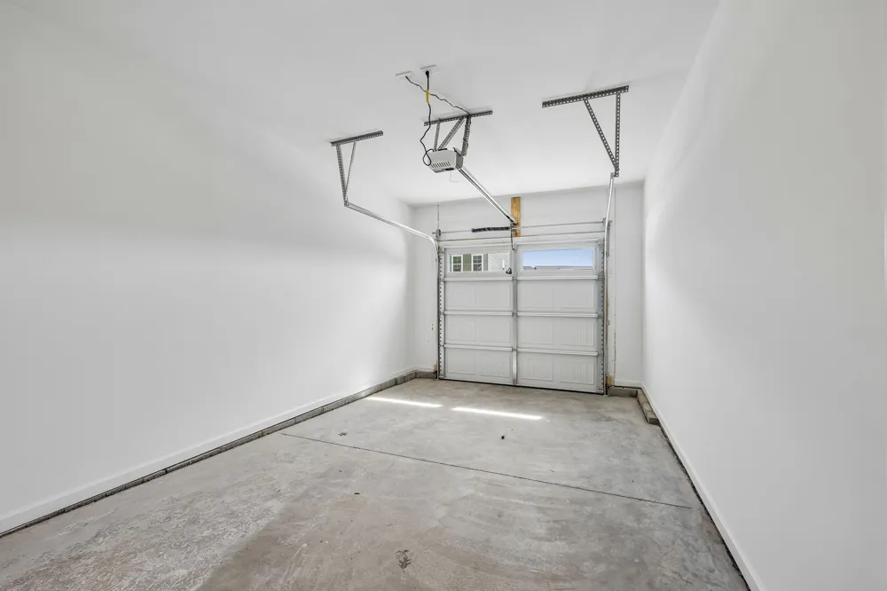 351 Carver Connection Lebanon, TN 37087