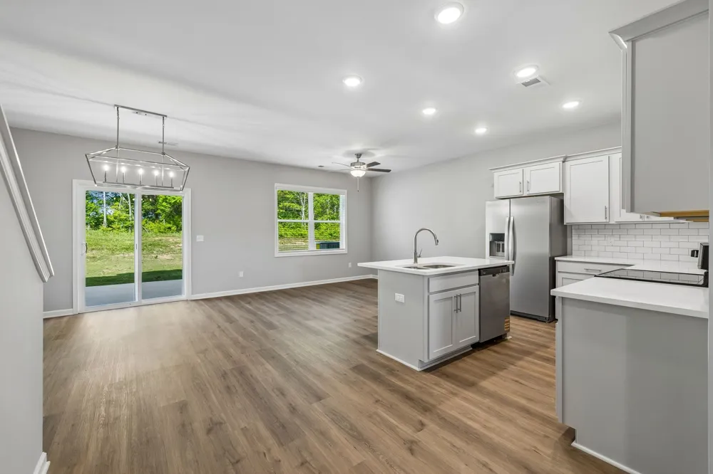 351 Carver Connection Lebanon, TN 37087