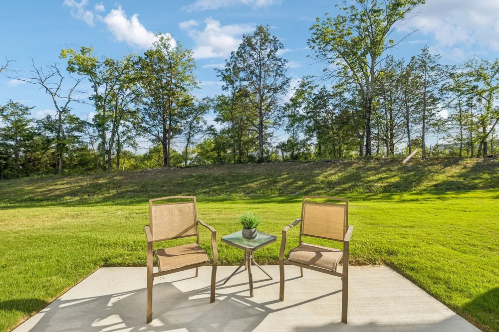 351 Carver Connection Lebanon, TN 37087