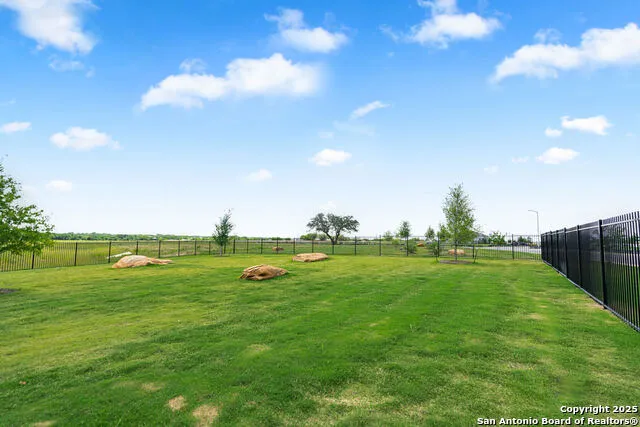 16177 Farmer Lytle, TX 78052