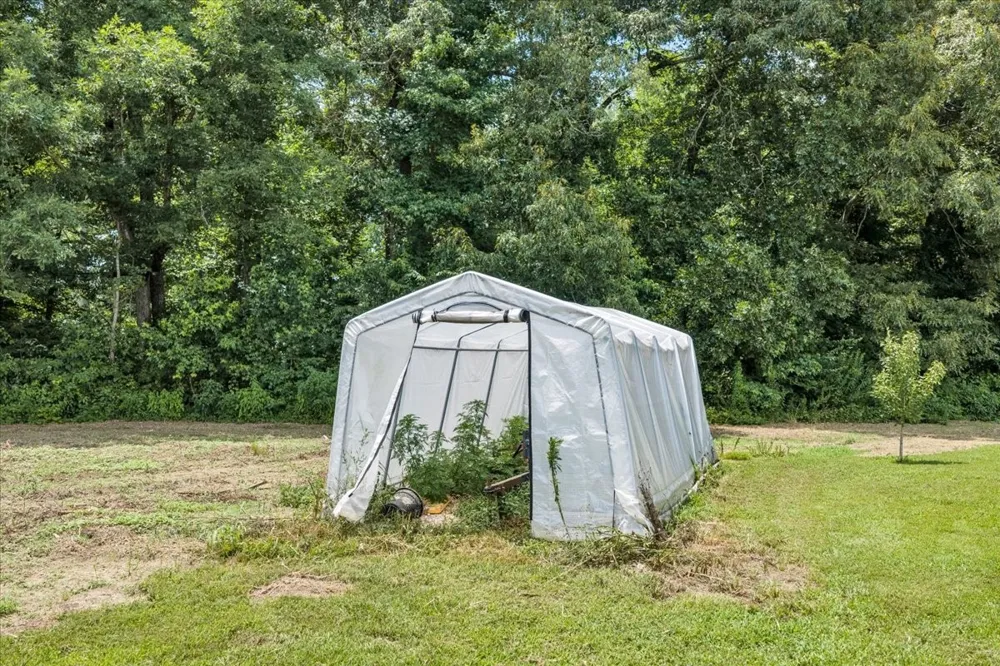 178 Walnut Creek Dr Manchester, TN 37355