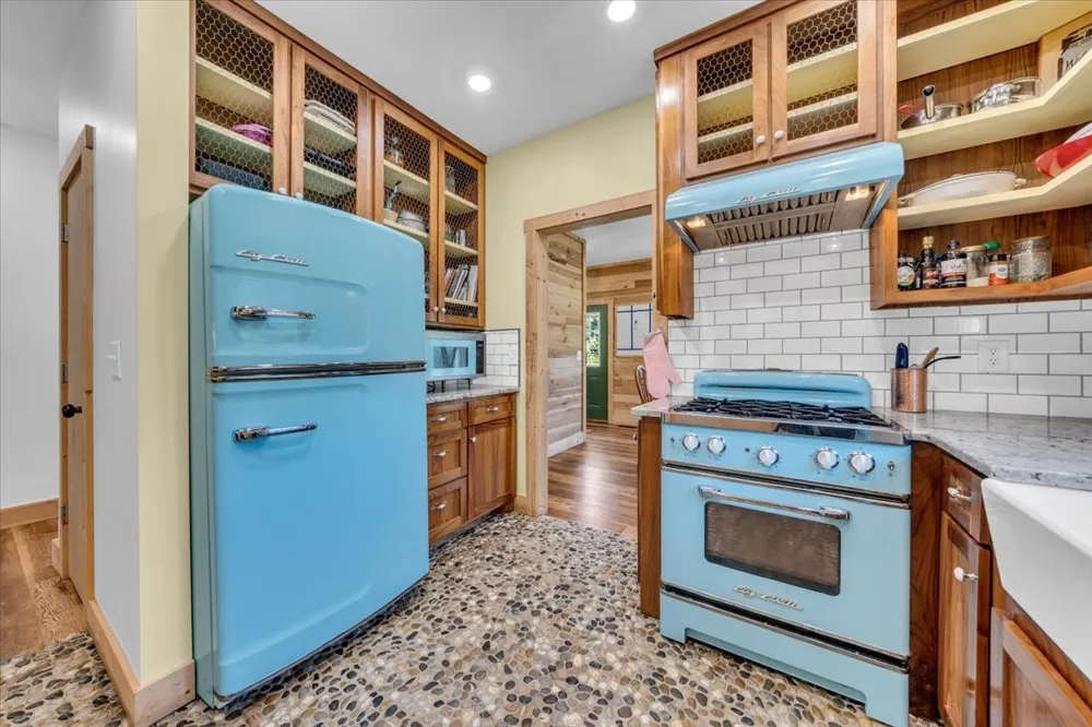 178 Walnut Creek Dr Manchester, TN 37355