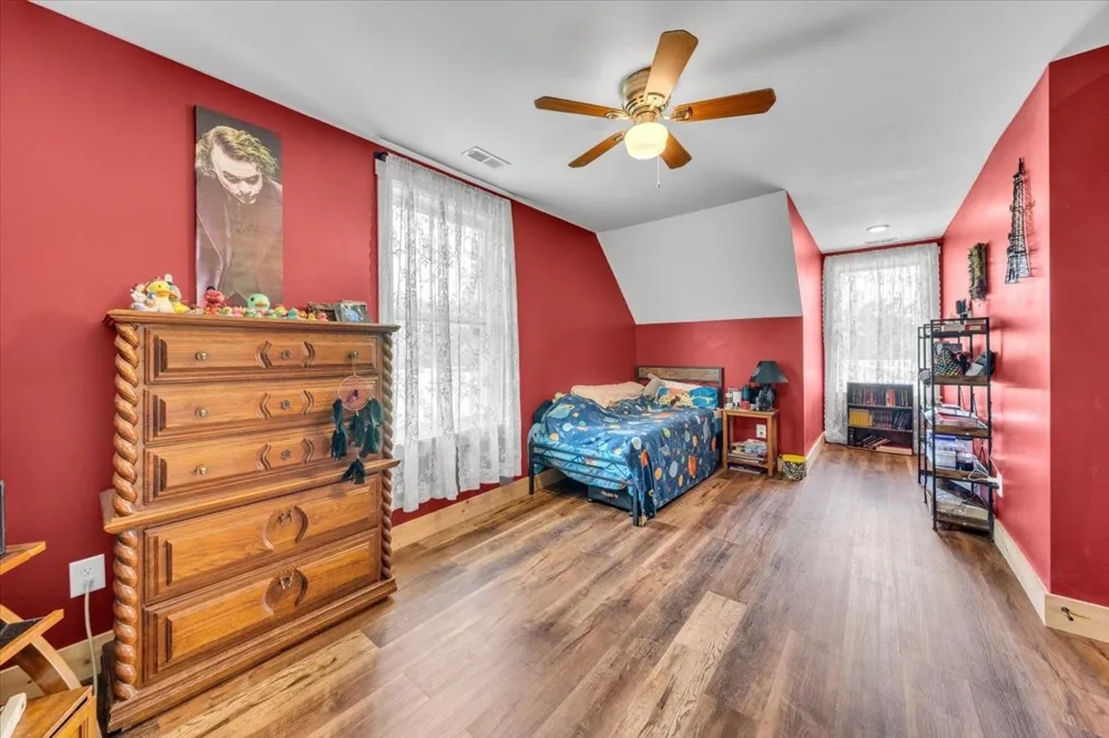 178 Walnut Creek Dr Manchester, TN 37355