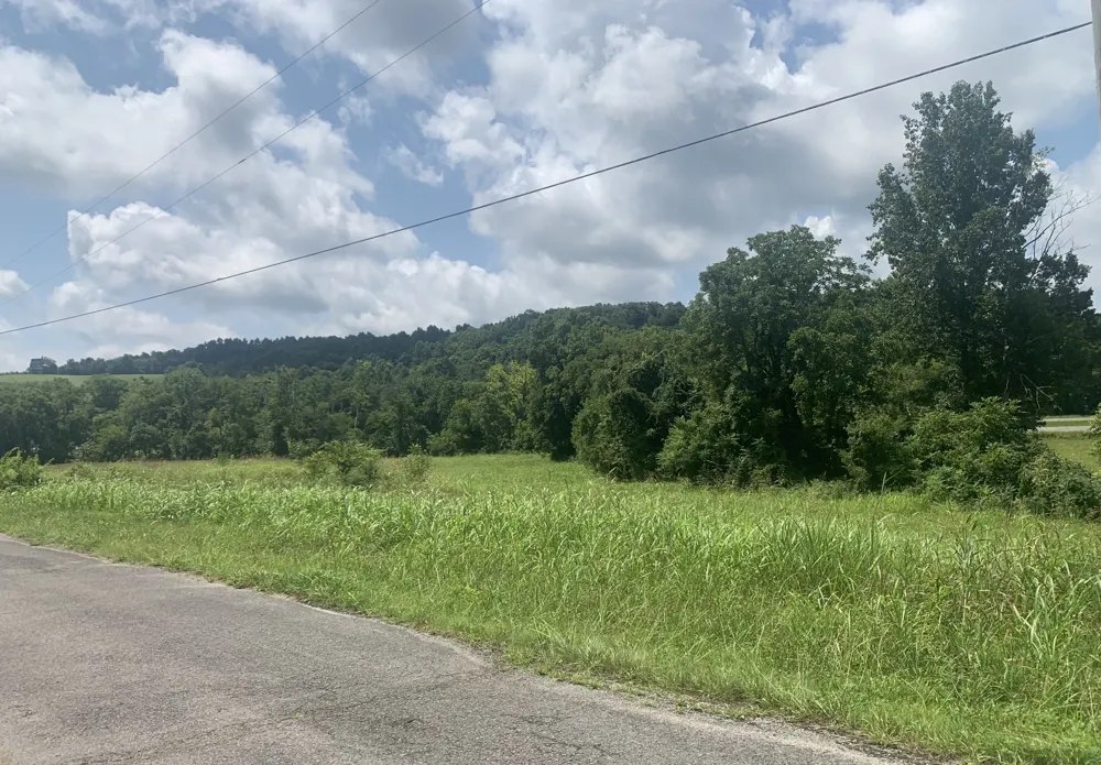 4027 Panhandle Rd Wartrace, TN 37183