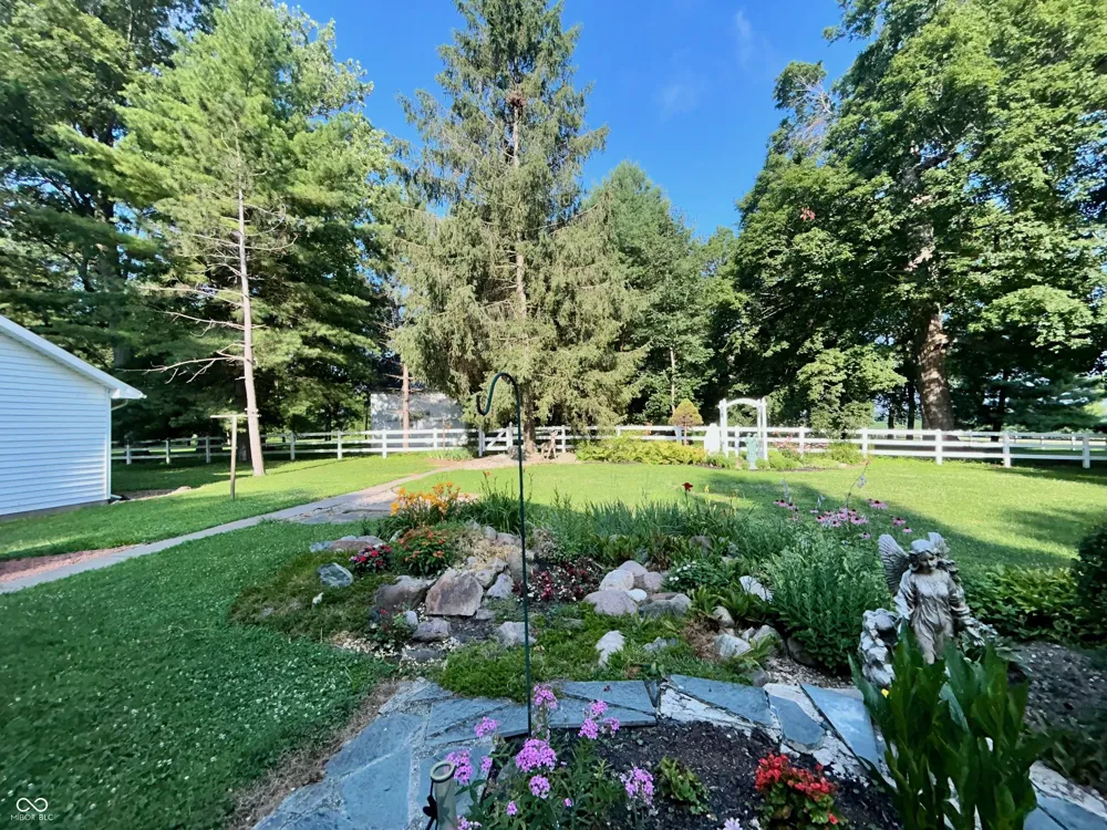 4879 S County Road 350 E Middletown, IN 47356