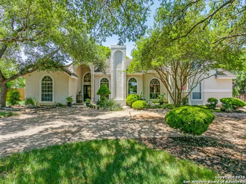107 POST OAK WAY