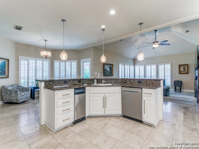 107 POST OAK WAY Shavano Park, TX 78230