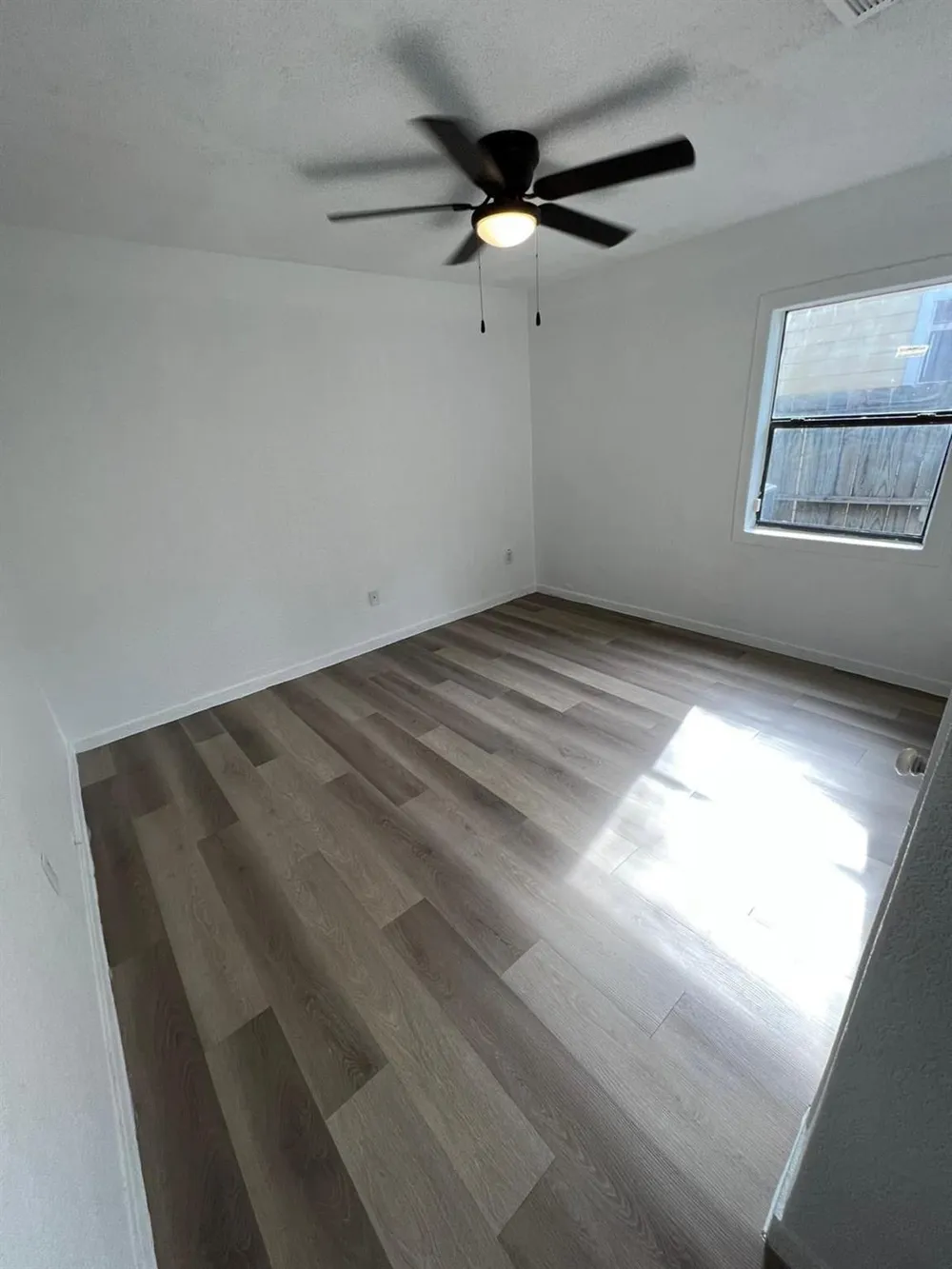 2107 Garvey Drive Pasadena, TX 77506