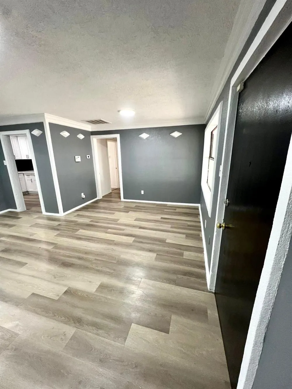 2107 Garvey Drive Pasadena, TX 77506