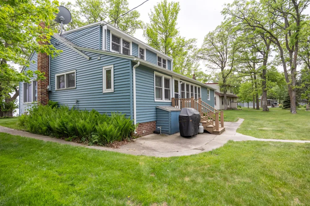 22558 Senns Beach Drive Detroit Lakes, MN 56501
