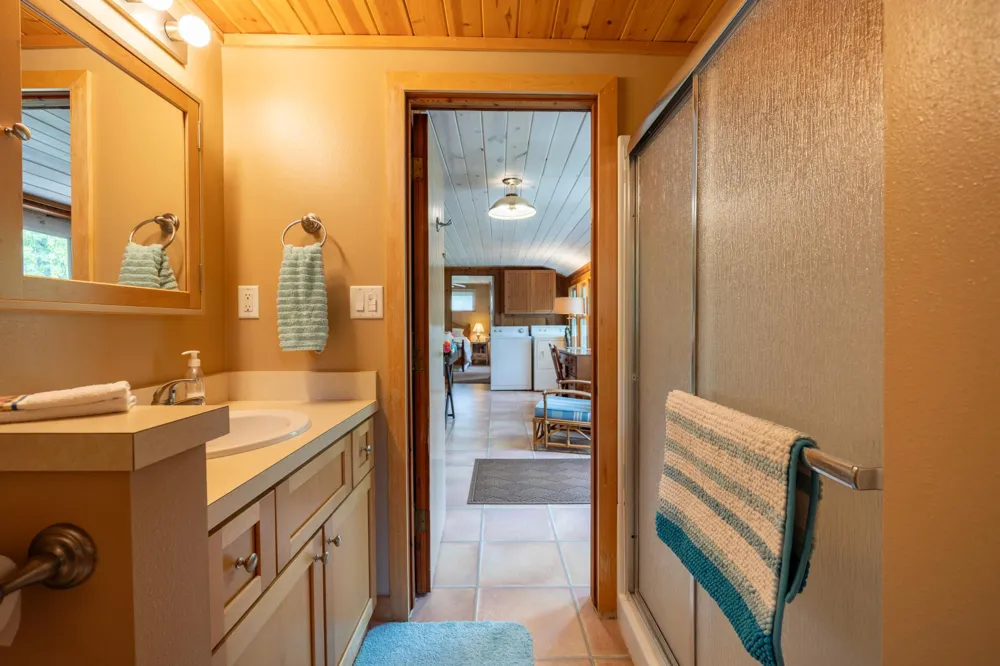 22558 Senns Beach Drive Detroit Lakes, MN 56501
