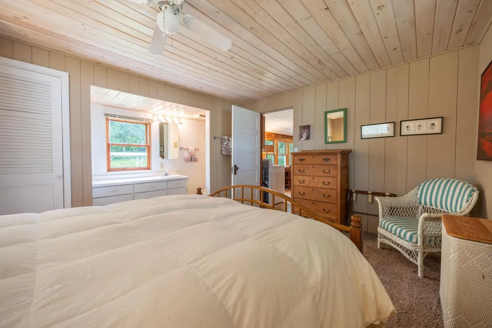 22558 Senns Beach Drive Detroit Lakes, MN 56501