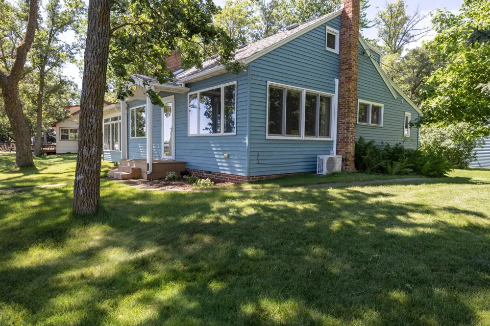 22558 Senns Beach Drive Detroit Lakes, MN 56501
