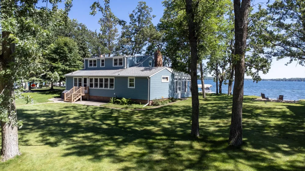 22558 Senns Beach Drive Detroit Lakes, MN 56501