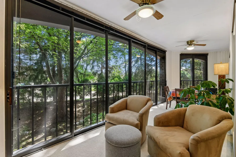 6051 Laurel Avenue #112 Golden Valley, MN 55416