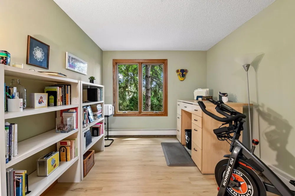 6051 Laurel Avenue #112 Golden Valley, MN 55416