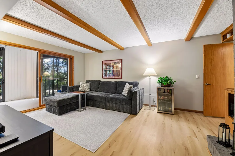 6051 Laurel Avenue #112 Golden Valley, MN 55416