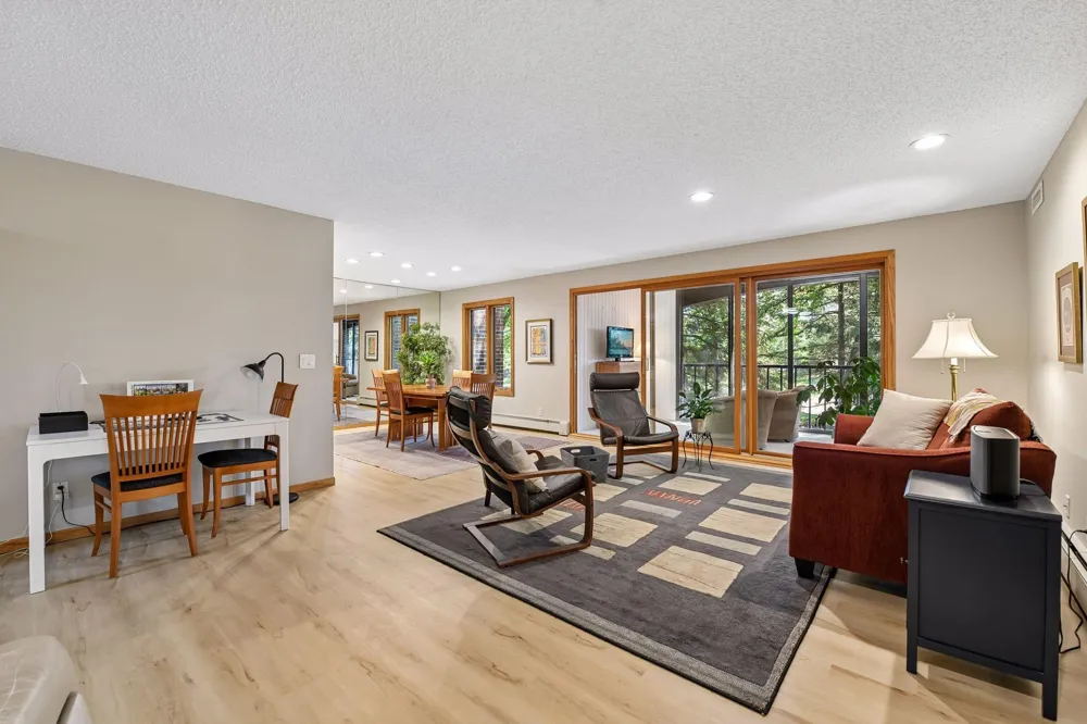 6051 Laurel Avenue #112 Golden Valley, MN 55416