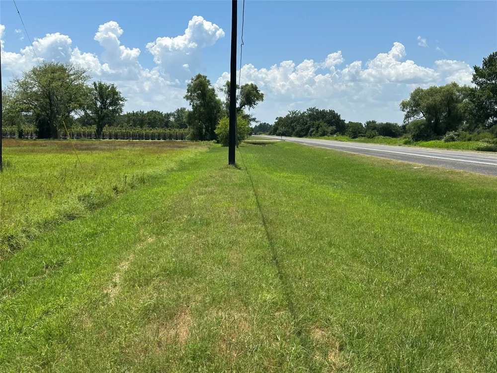 14504 US Highway 377 Whitesboro, TX 76273
