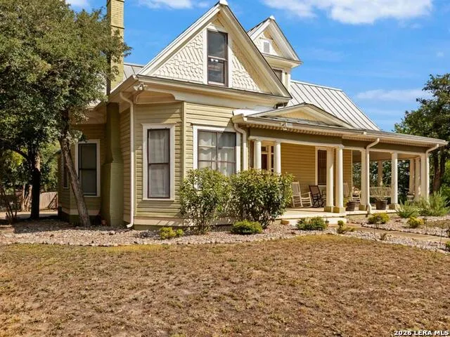 406 Tilden Kenedy, TX 78119