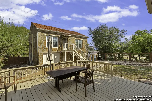 406 Tilden Kenedy, TX 78119