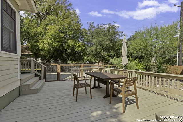 406 Tilden Kenedy, TX 78119