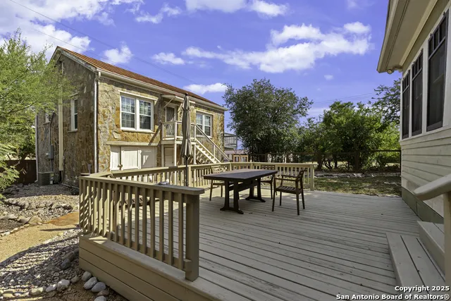 406 Tilden Kenedy, TX 78119