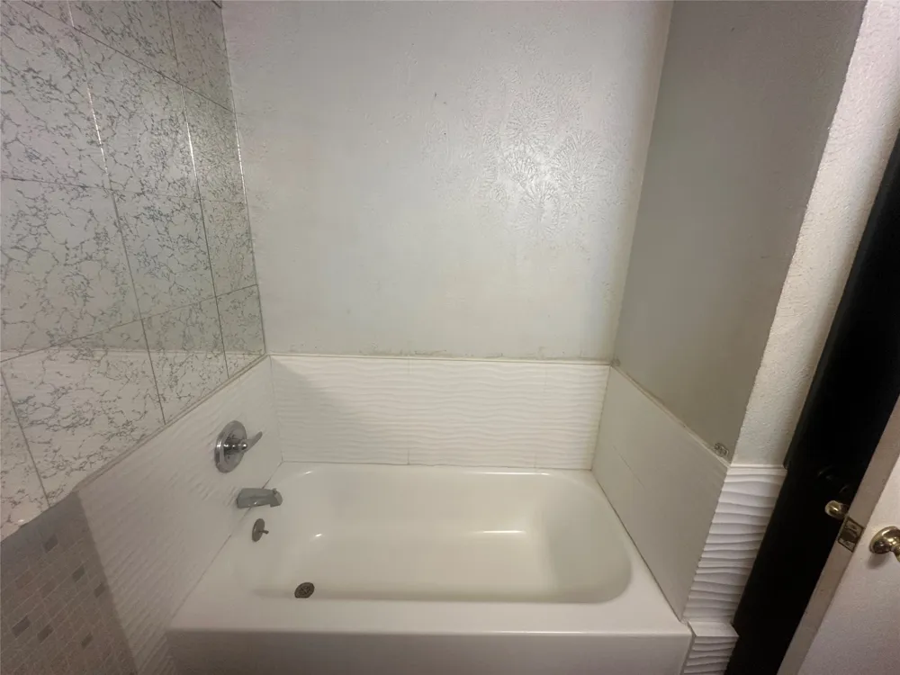 1507 Matthews Street Bowie, TX 76230