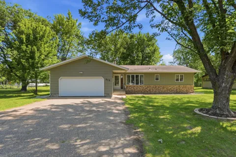 312 S Driftwood Street