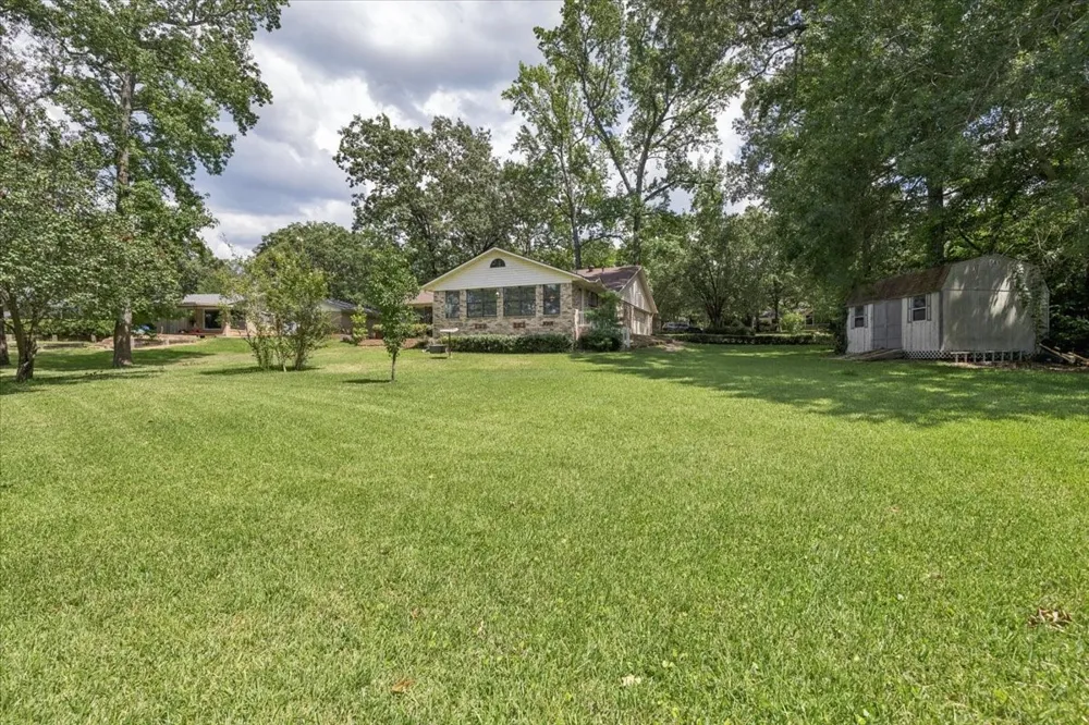 1160 County Road 2425 Mineola, TX 75773