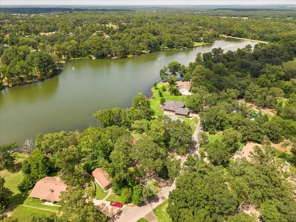 1160 County Road 2425 Mineola, TX 75773