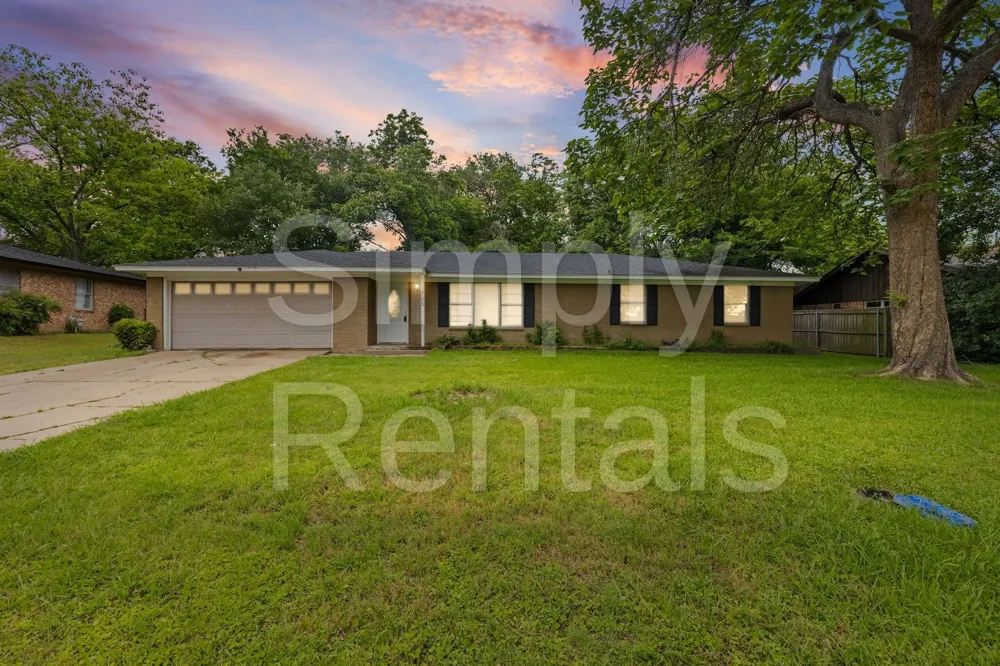 705 Plano Street Sulphur Springs, TX 75482