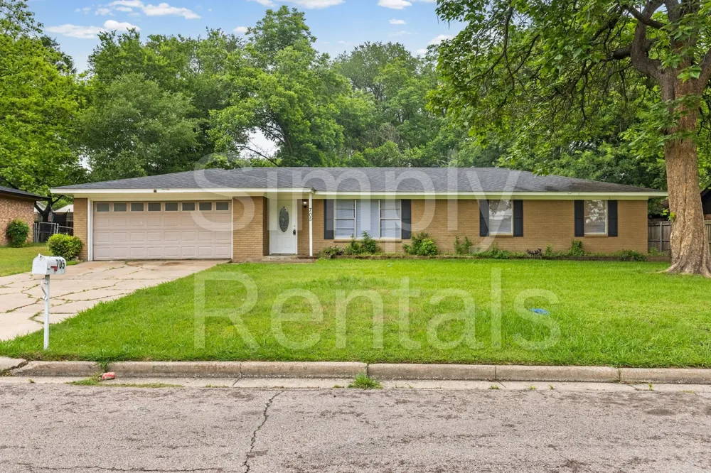 705 Plano Street Sulphur Springs, TX 75482