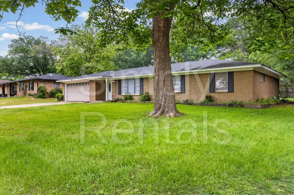 705 Plano Street Sulphur Springs, TX 75482