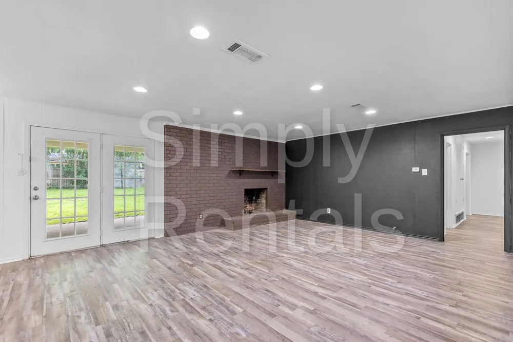 705 Plano Street Sulphur Springs, TX 75482