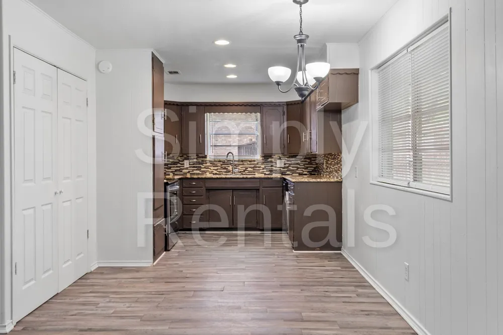 705 Plano Street Sulphur Springs, TX 75482