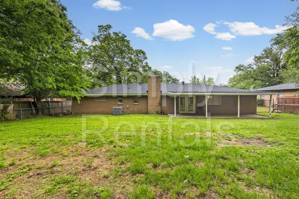 705 Plano Street Sulphur Springs, TX 75482