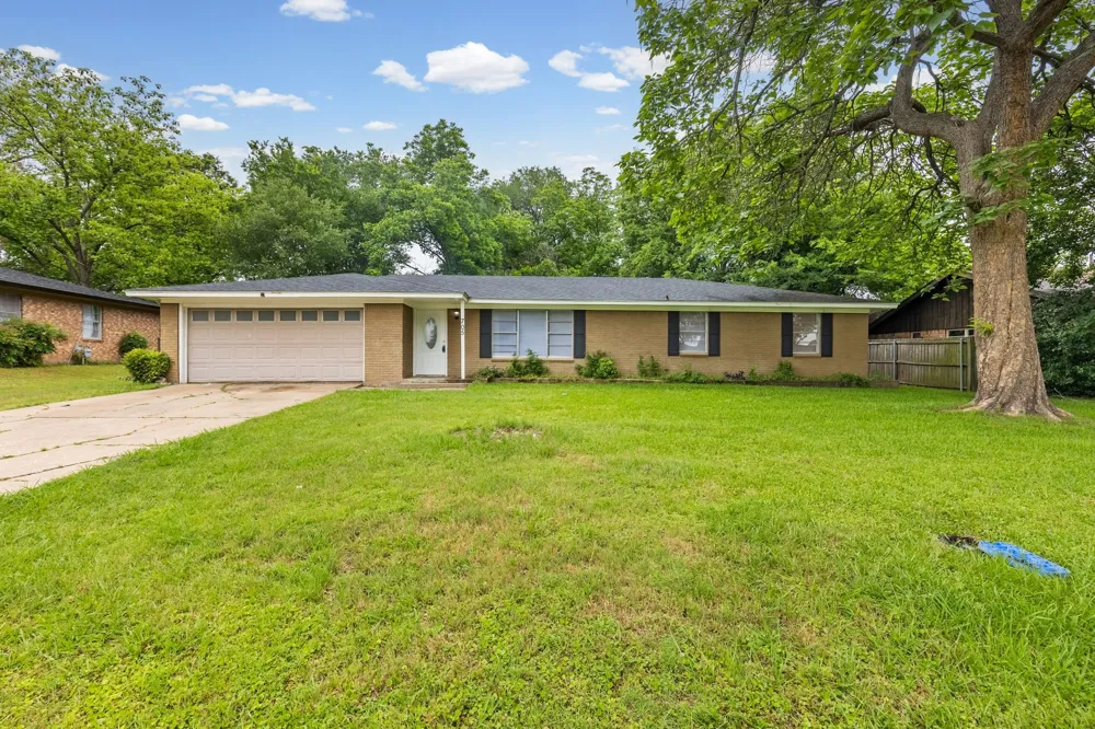 705 Plano Street Sulphur Springs, TX 75482