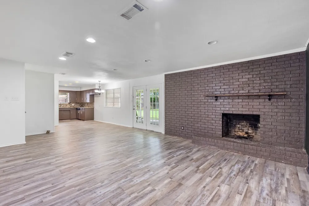 705 Plano Street Sulphur Springs, TX 75482