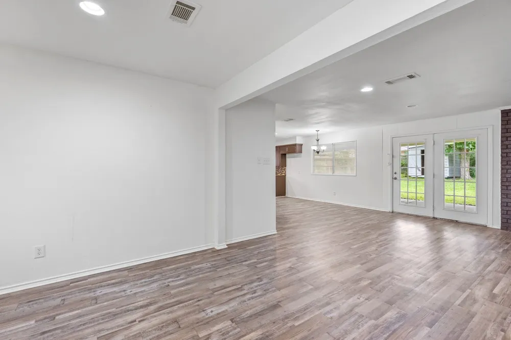 705 Plano Street Sulphur Springs, TX 75482