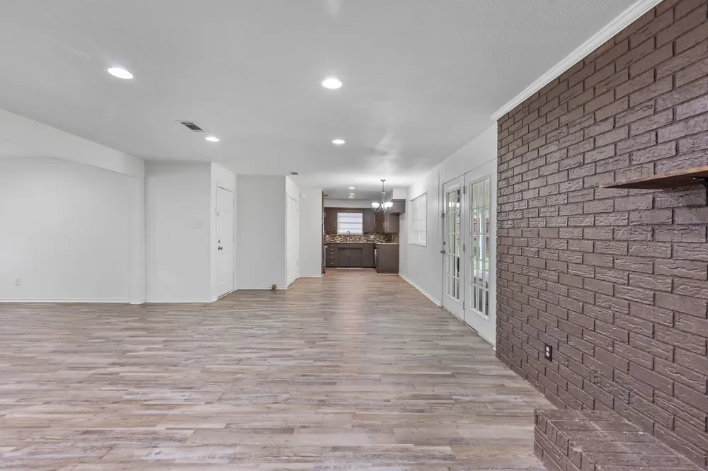705 Plano Street Sulphur Springs, TX 75482