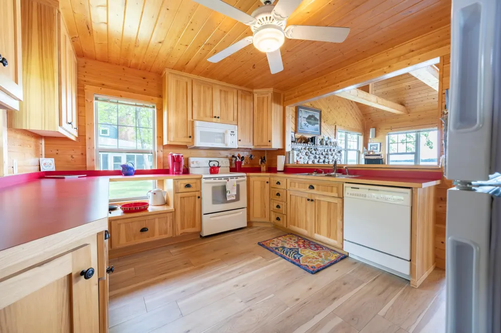 22548 Senns Beach Drive Detroit Lakes, MN 56501