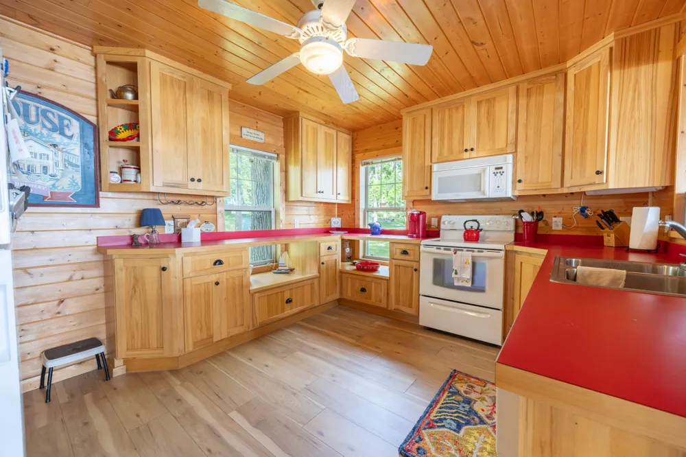 22548 Senns Beach Drive Detroit Lakes, MN 56501