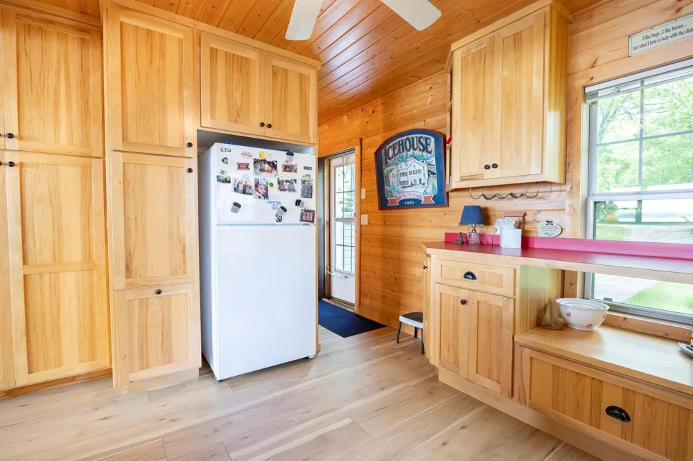 22548 Senns Beach Drive Detroit Lakes, MN 56501