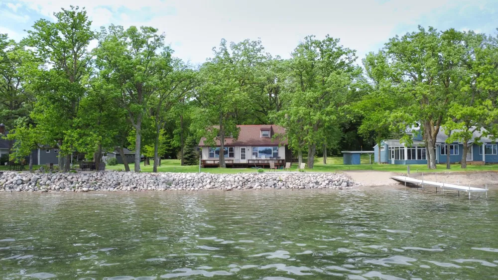 22548 Senns Beach Drive Detroit Lakes, MN 56501