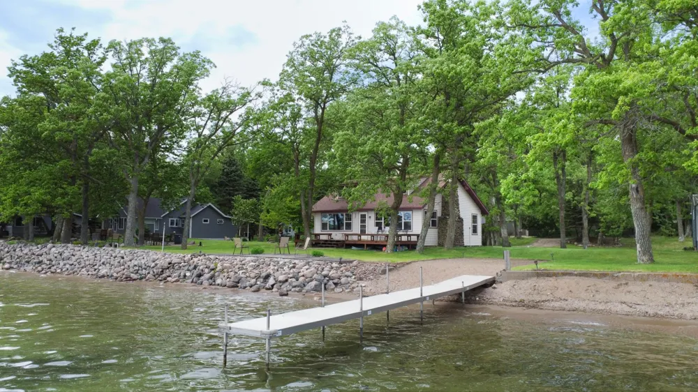 22548 Senns Beach Drive Detroit Lakes, MN 56501