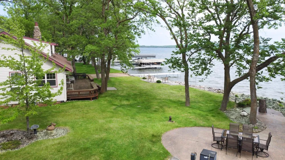 22548 Senns Beach Drive Detroit Lakes, MN 56501