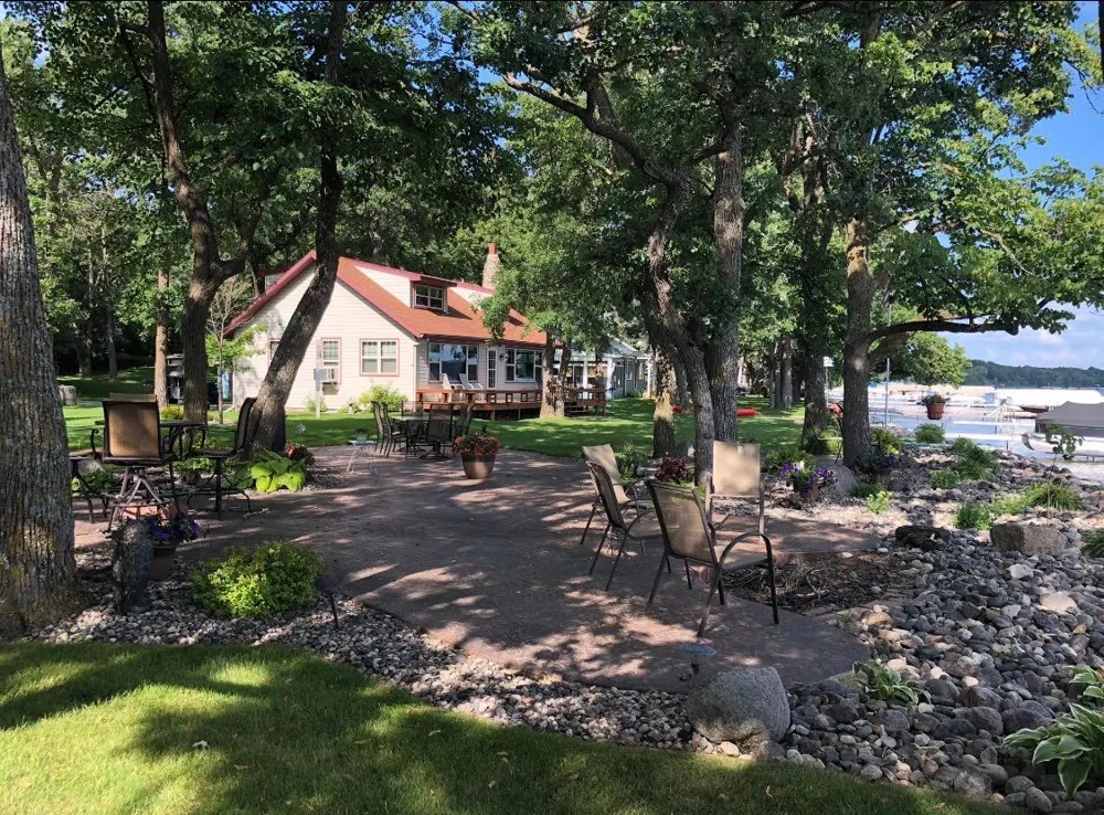 22548 Senns Beach Drive Detroit Lakes, MN 56501
